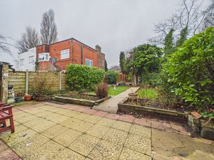 Photo 13- click for photo gallery